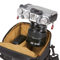 Сумка CASE LOGIC VISO DSLR/Mirrorless camera case CVCS-101 (Чорна)