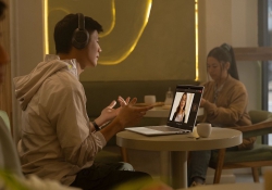 Ноутбук HP OmniBook 7 14-fr0000ua 14" 3K OLED, Intel U7-255H, 32GB, F1TB, UMA, Win11, сріблястий C3UT1EA