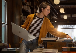 Ноутбук HP OmniBook 7 14-fr0005ua 14" WUXGA IPS, Intel U5-225U, 16GB, F512GB, UMA, Win11P, сріблястий C3UT4EA