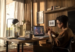 Ноутбук HP OmniBook 7 17-dc0001ua 17.3" FHD IPS Touch, Intel U7-258V, 32GB, F1TB, UMA, Win11, сріблястий C3VD5EA