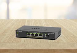 Комутатор NETGEAR GS305EPP 4xGE PoE+ (120Вт), 1xGE, керований GS305EPP-100PES