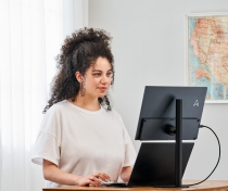 Монітор портативний Asus 17.3" ZenScreen MB17AHG HDMI, 2xUSB-C, Audio, IPS, 144Hz, sRGB 100%, AdaptiveSync, Cover 90LM08PG-B01170