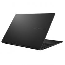 Ноутбук ASUS Vivobook S 15 M5506UA-MA042 15.6" 2.8K OLED, AMD R9-8945HS, 32GB, F1TB, UMA, NoOS, Черный 90NB1472-M001P0