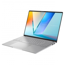 Ноутбук ASUS Vivobook S 16 M5606UA-MX027 16" 3.2K OLED, AMD R7-8845HS, 32GB, F1TB, UMA, NoOS, Серебристый 90NB1483-M00130