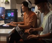 Ноутбук HP OMEN MAX 16-ah0040ua 16" 2.5K OLED, Intel U9-275HX, 64GB, F2TB, NVD5080-16, DOS, чорний BV8Y2EA