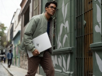 Ноутбук HP OmniBook 7 17-dc0001ua 17.3" FHD IPS Touch, Intel U7-258V, 32GB, F1TB, UMA, Win11, сріблястий C3VD5EA