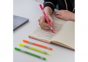 Набір текстових маркерів SCHNEIDER SHINE-UP, 4 кольори в картонній упаковці S112094